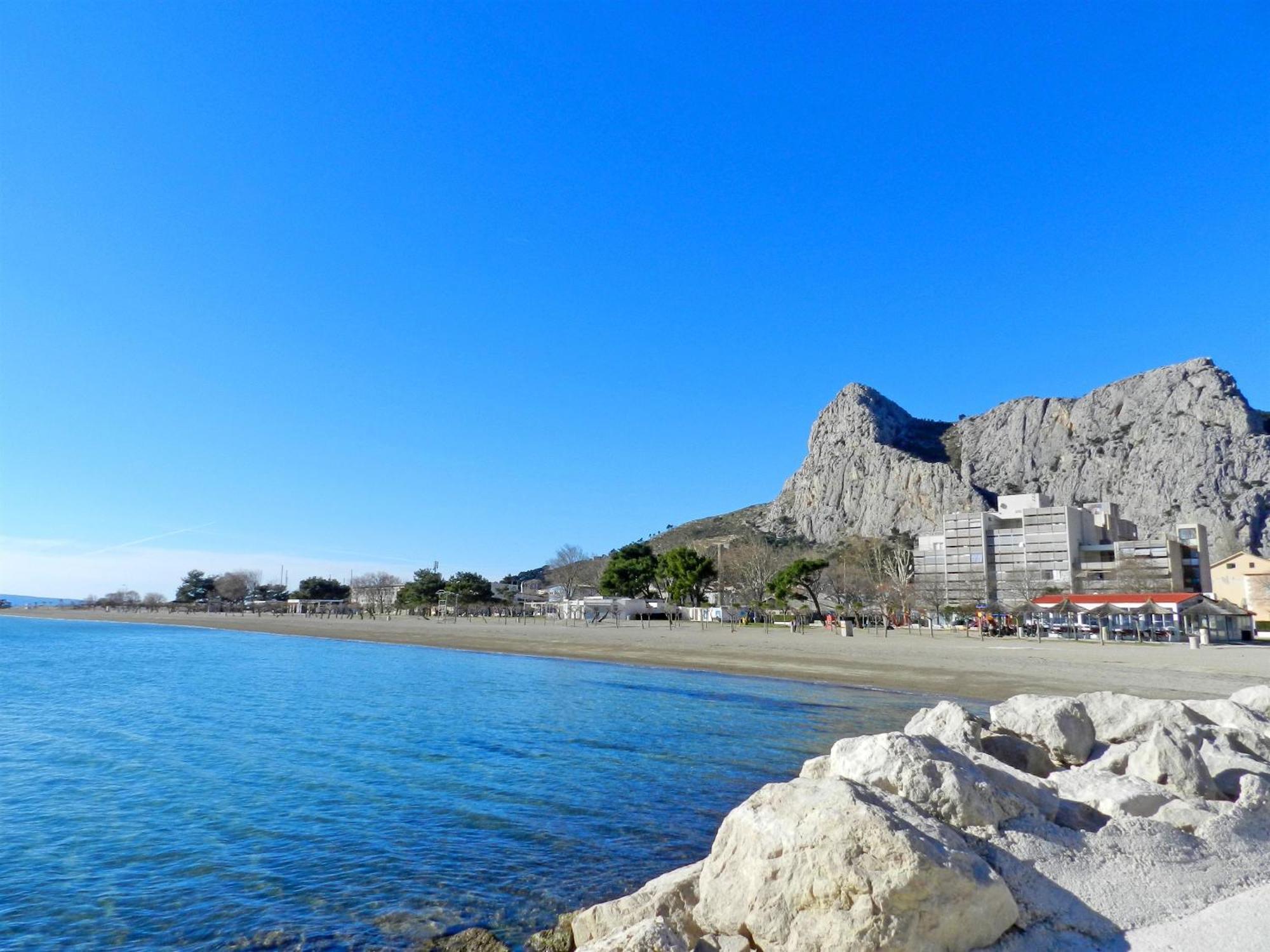 Apartment Antonela Omiš Dış mekan fotoğraf